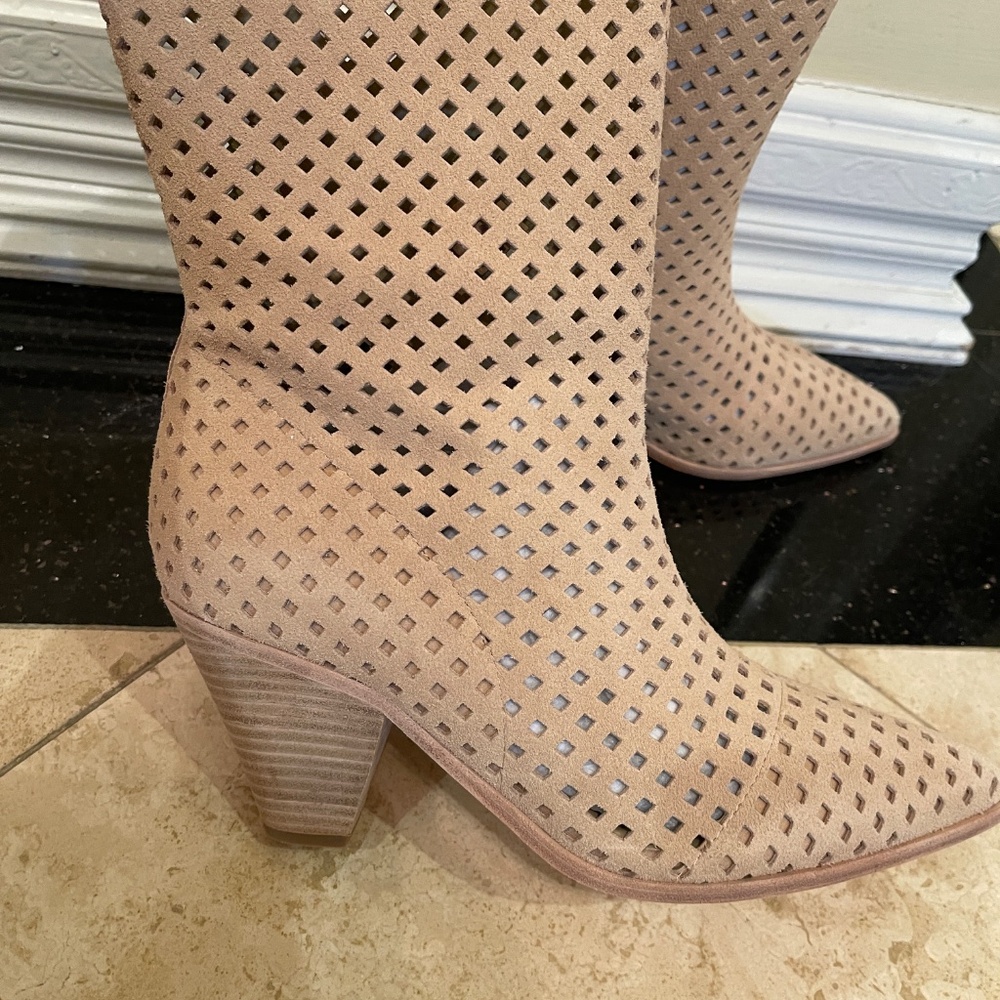 NEW PAIGE Layla Laser-cut bootie is sand suede 😍